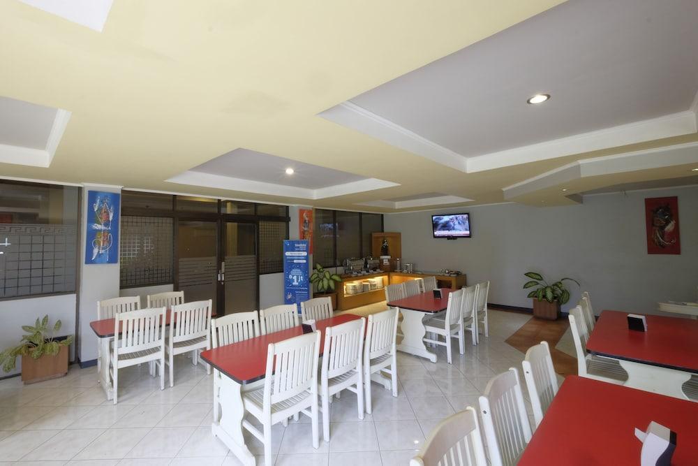 雅尼巴厘岛酒店 Pesanggaran 外观 照片