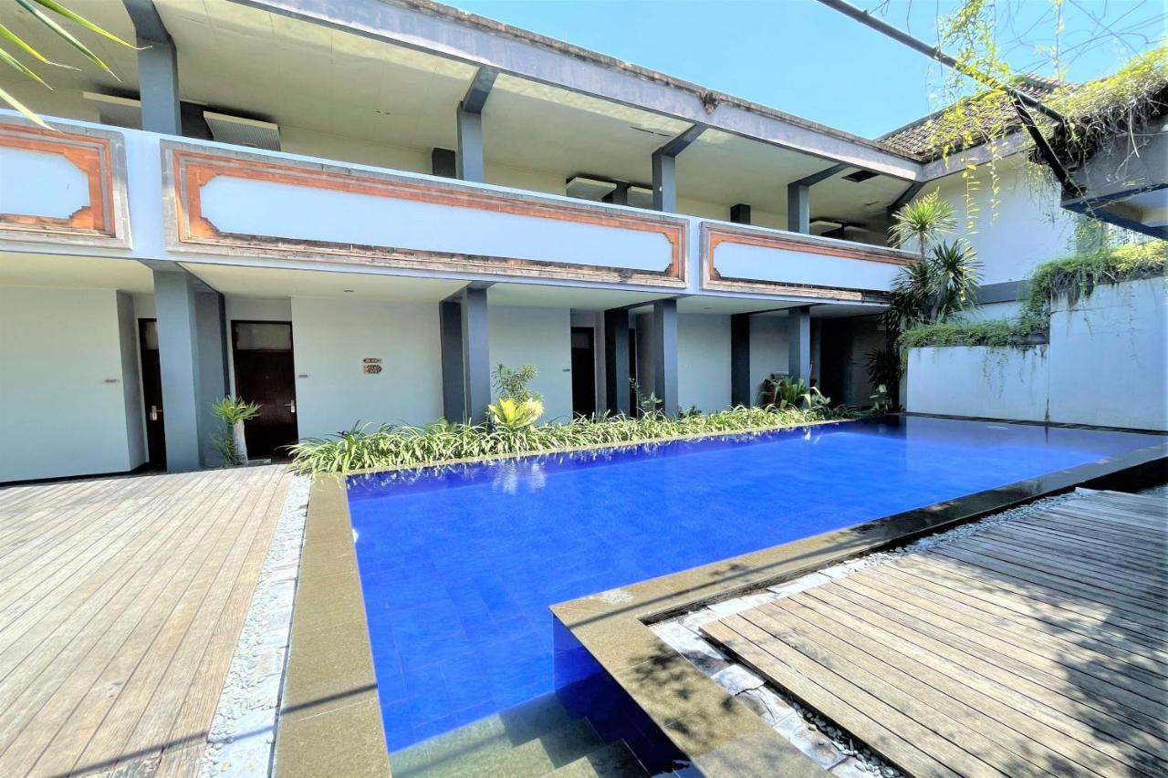 雅尼巴厘岛酒店 Pesanggaran 外观 照片