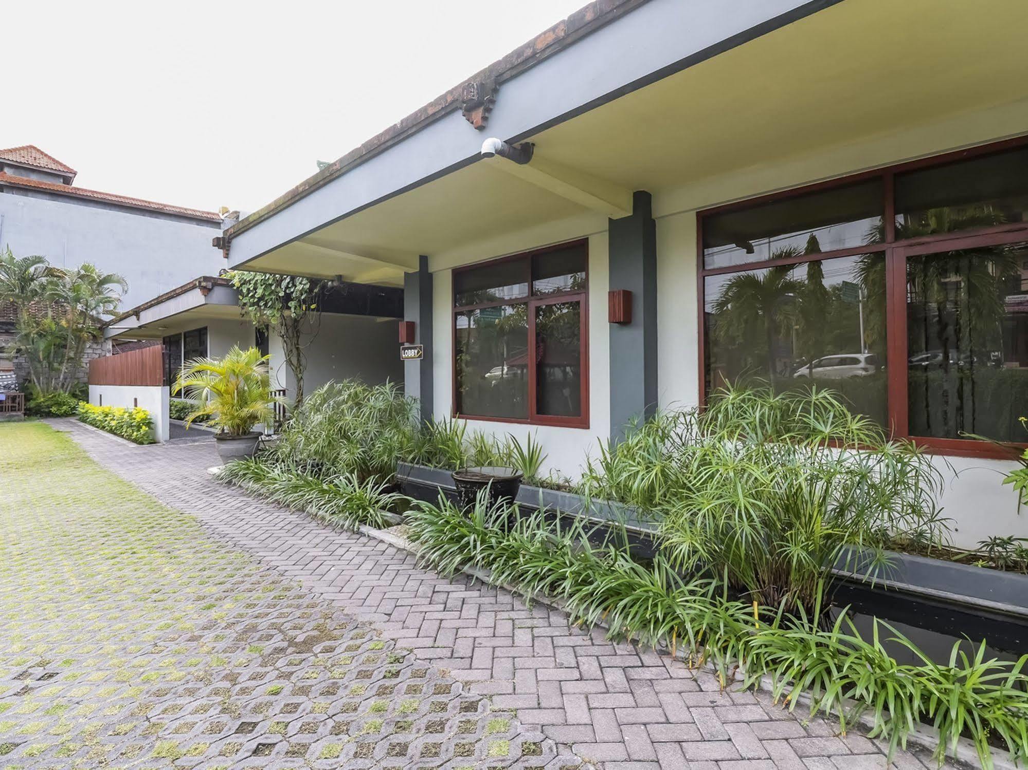 雅尼巴厘岛酒店 Pesanggaran 外观 照片