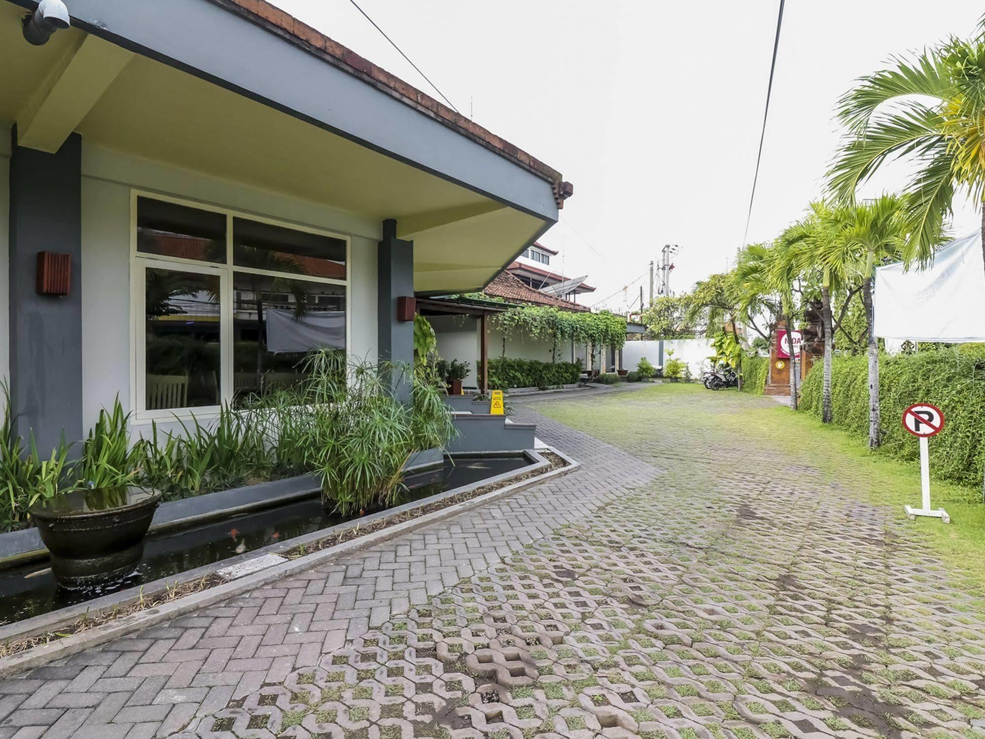 雅尼巴厘岛酒店 Pesanggaran 外观 照片